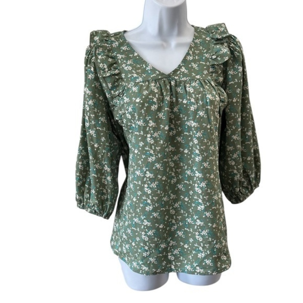 NWT Periwinkle Collection Ruffle blouse XS floral calico v-neck 3/4 sleeves